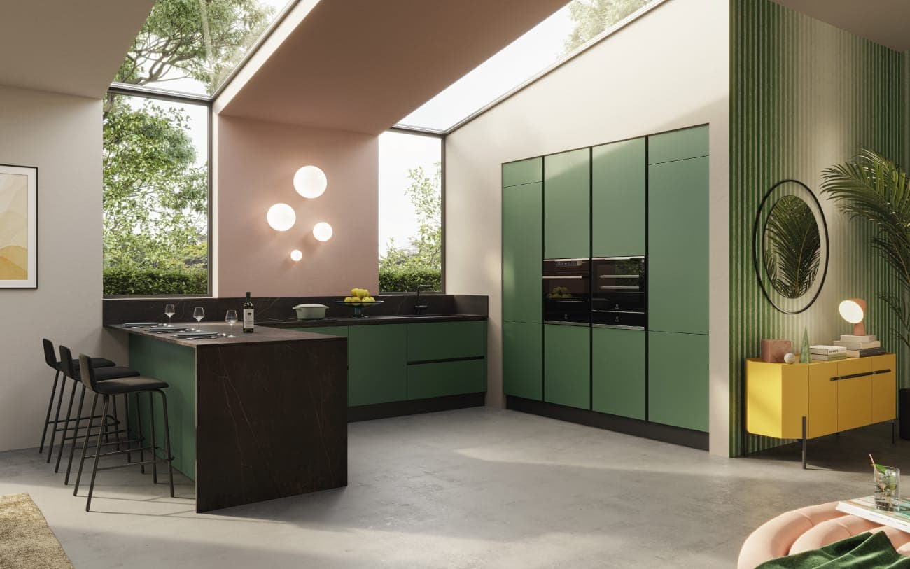 Cucina vivace con penisola — PensareCasa Torino